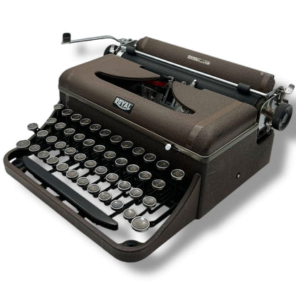 Toronto Typewriters Manual Typewriter Royal Companion (193X) Typewriter