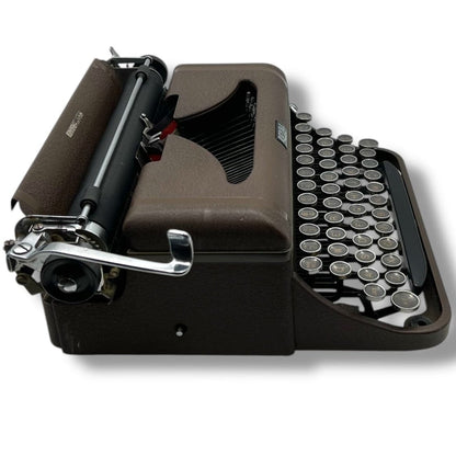 Toronto Typewriters Manual Typewriter Royal Companion (193X) Typewriter