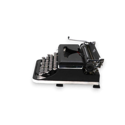 Toronto Typewriters Manual Typewriter Royal Deluxe (1936) Typewriter