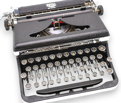 Toronto Typewriters Manual Typewriter Royal Deluxe (1936) Typewriter