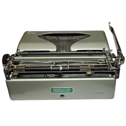 Toronto Typewriters Manual Typewriter Royal Diana Typewriter