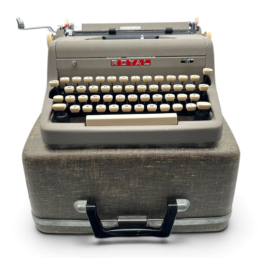 Toronto Typewriters Manual Typewriter Royal Quiet De Luxe