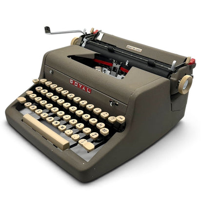 Toronto Typewriters Manual Typewriter Royal Quiet De Luxe