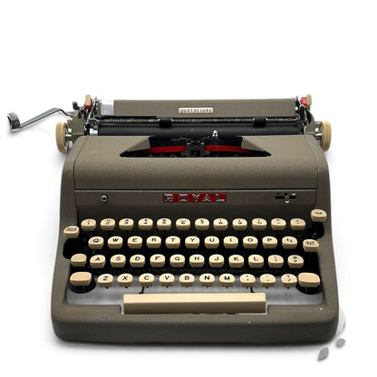 Toronto Typewriters Manual Typewriter Royal Quiet De Luxe