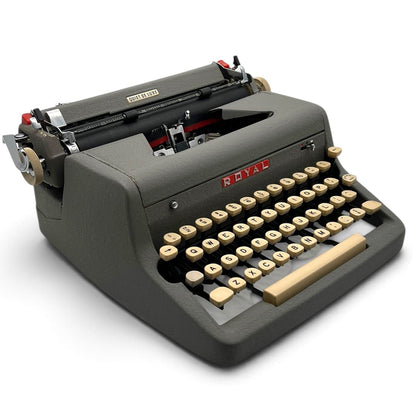 Toronto Typewriters Manual Typewriter Royal Quiet De Luxe