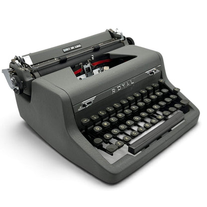 Toronto Typewriters Manual Typewriter Royal Quiet De Luxe