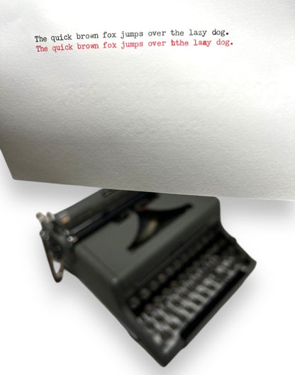 Toronto Typewriters Manual Typewriter Royal Quiet Deluxe (1949) Typewriter