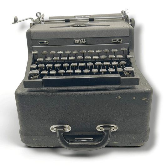 Toronto Typewriters Manual Typewriter Royal Quiet Deluxe (194X) Typewriter