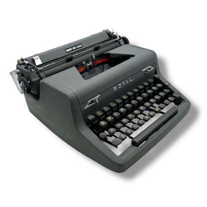 Toronto Typewriters Manual Typewriter Royal Quiet Deluxe 1950s Typewriter