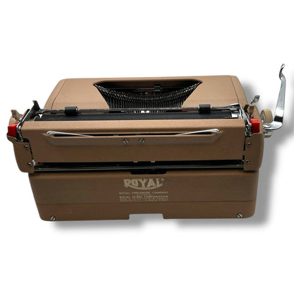 Toronto Typewriters Manual Typewriter Royal Quiet Deluxe (1958) Typewriter