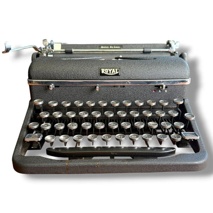 Toronto Typewriters Manual Typewriter Royal Quiet Deluxe Typewriter