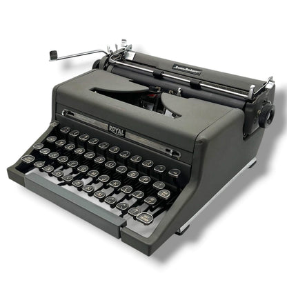 Toronto Typewriters Manual Typewriter Royal Quiet Deluxe Typewriter