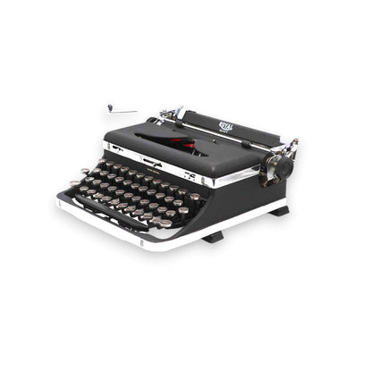 Toronto Typewriters Manual Typewriter Royal Quiet LARGE TYPEFACE (1939)