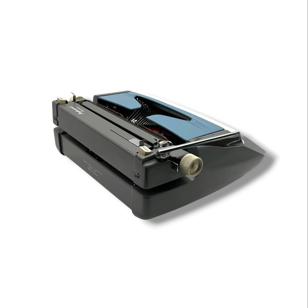 Toronto Typewriters Manual Typewriter Singer Professional (T-62) Portable Typewriter