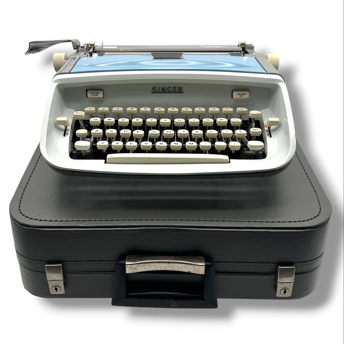 Toronto Typewriters Manual Typewriter Singer Professional (T-62) Portable Typewriter