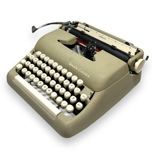 Toronto Typewriters Manual Typewriter Smith-Corona Silent Super (1954) Typewriter (Copy)