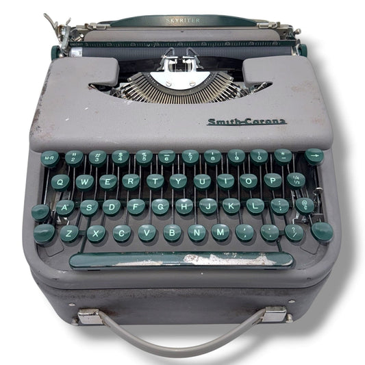 Toronto Typewriters Manual Typewriter Smith-Corona Skyriter (1950) Typewriter