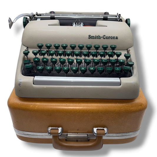 Toronto Typewriters Manual Typewriter Smith-Corona Sterling (1958) Typewriter