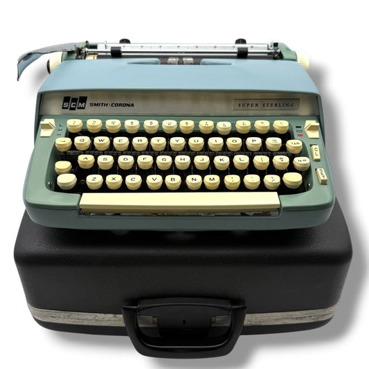 Toronto Typewriters Manual Typewriter Smith-Corona Super (Blue) Sterling