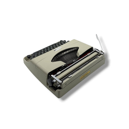 Toronto Typewriters Manual Typewriter Underwood 18 (1964) Typewriter
