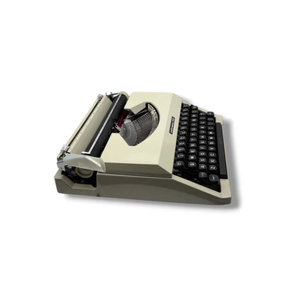 Toronto Typewriters Manual Typewriter Underwood 255 (1975) Typewriter