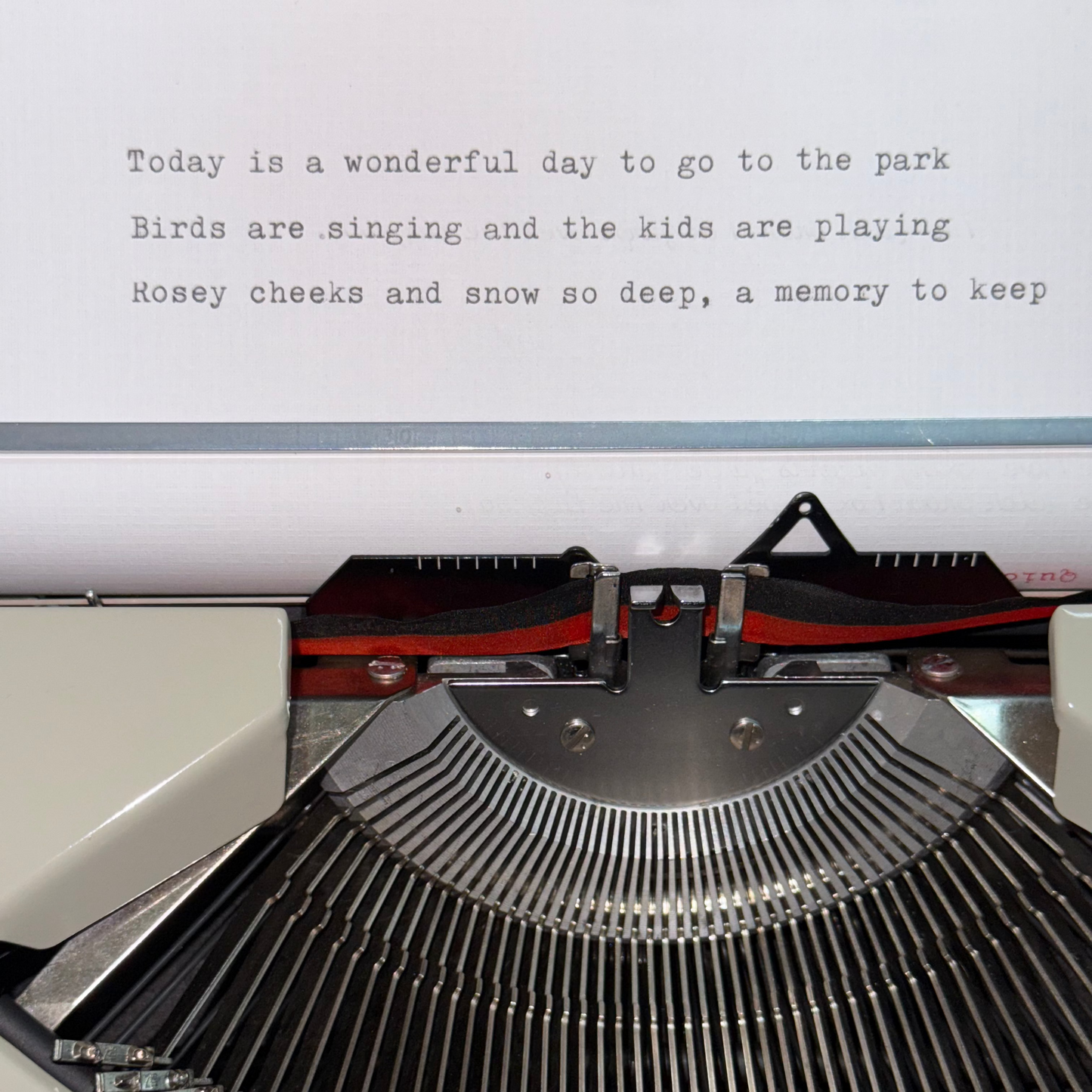 Toronto Typewriters Manual Typewriter Underwood 255 Typewriter