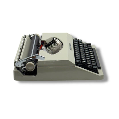 Toronto Typewriters Manual Typewriter Underwood 255 Typewriter