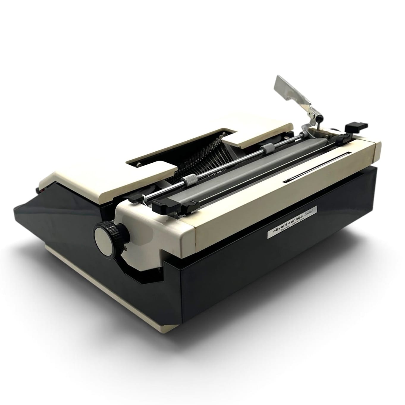 Toronto Typewriters Manual Typewriter Underwood 450 (black/white)