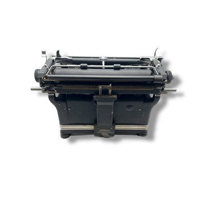 Toronto Typewriters Manual Typewriter Underwood (Canadian) Desktop Typewriter