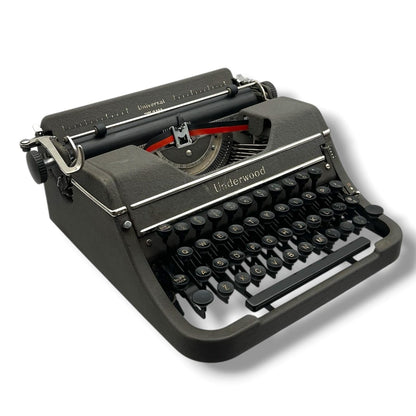 Toronto Typewriters Manual Typewriter Underwood Universal (1940's) Typewriter