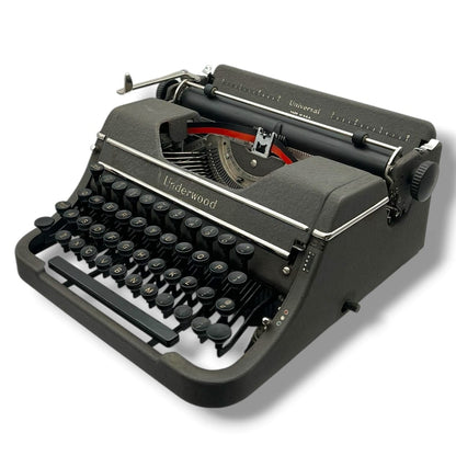 Toronto Typewriters Manual Typewriter Underwood Universal (1940's) Typewriter