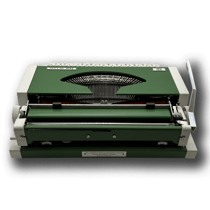 Toronto Typewriters Manual Typewriter UNIS LBM de luxe