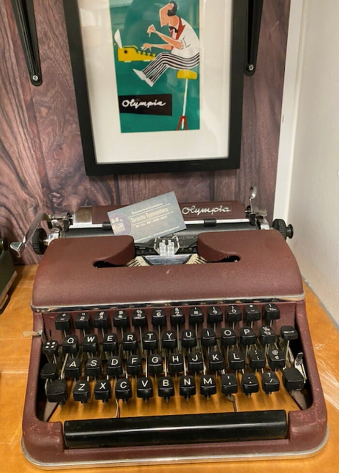Toronto Typewriters Olympia SM2 Typewriter Feet (Set of 4 Feet)