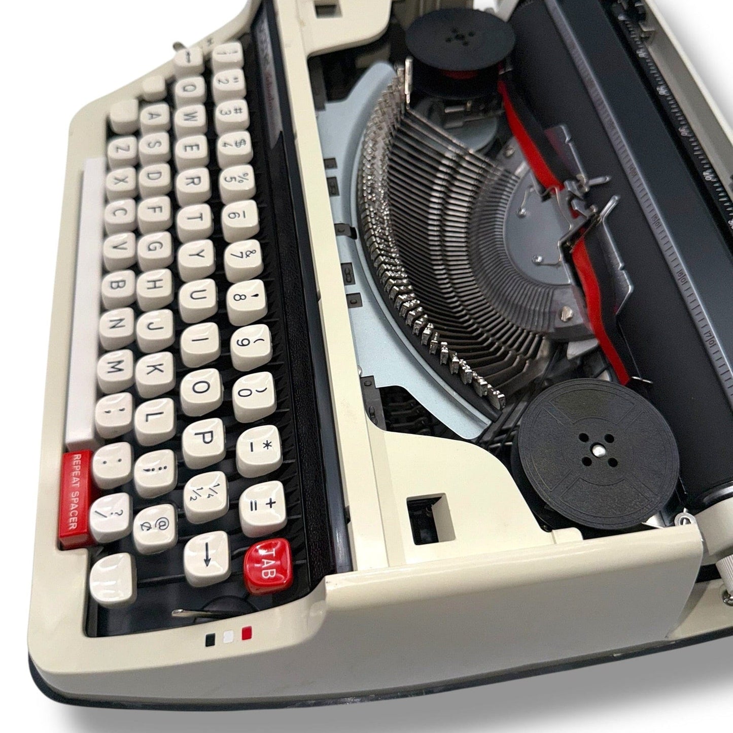 Toronto Typewriters Portable Typewriter Brother Activator 850TR Typewriter