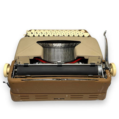 Toronto Typewriters Portable Typewriter Eaton's Prestige (Smith Corona) Typewriter