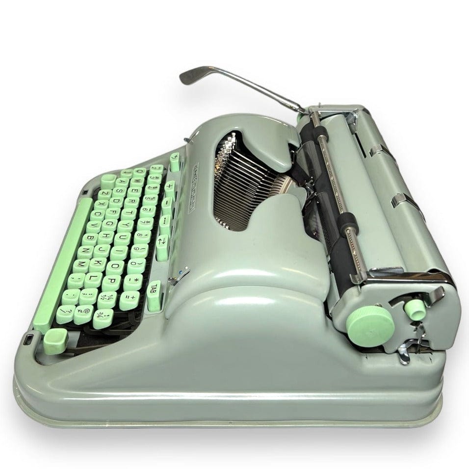 Toronto Typewriters Portable Typewriter Hermes 3000 (1st Edition) Typewriter