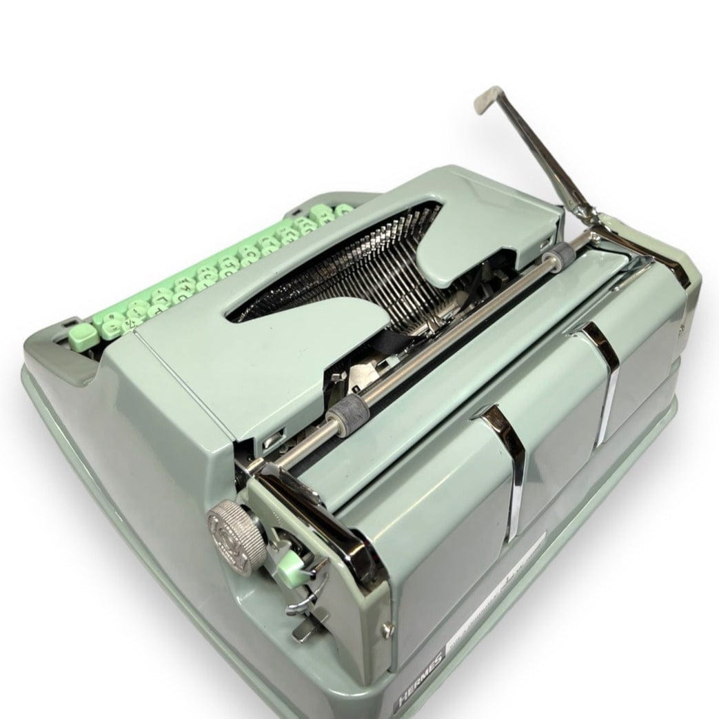Toronto Typewriters Portable Typewriter Hermes 3000 (2nd Edition) Typewriter