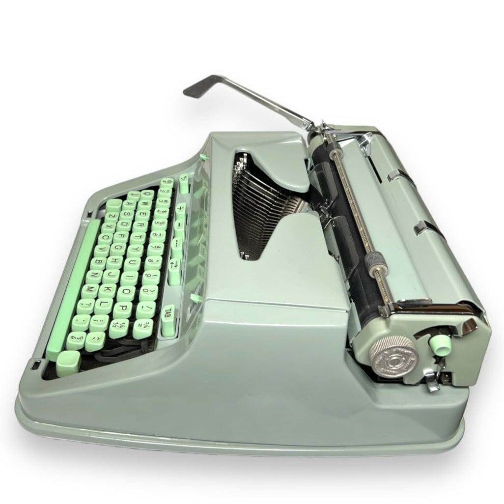 Toronto Typewriters Portable Typewriter Hermes 3000 (2nd Edition) Typewriter