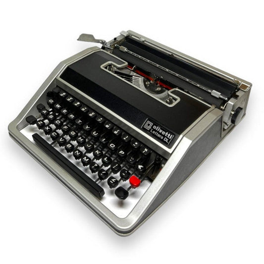 Toronto Typewriters Portable Typewriter Olivetti Lettera 33 Typewriter