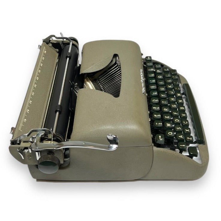 Toronto Typewriters Portable Typewriter Remington Travel Riter Typewriter