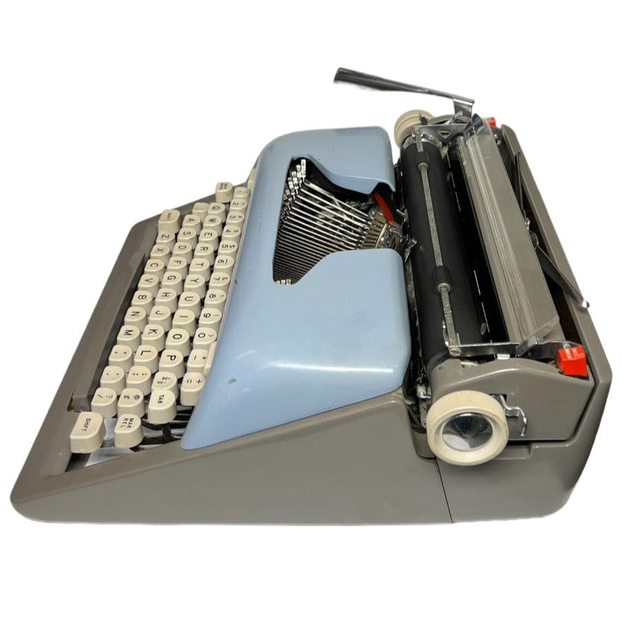 Toronto Typewriters Portable Typewriter Royal Futura (Blue/Gray) Typewriter